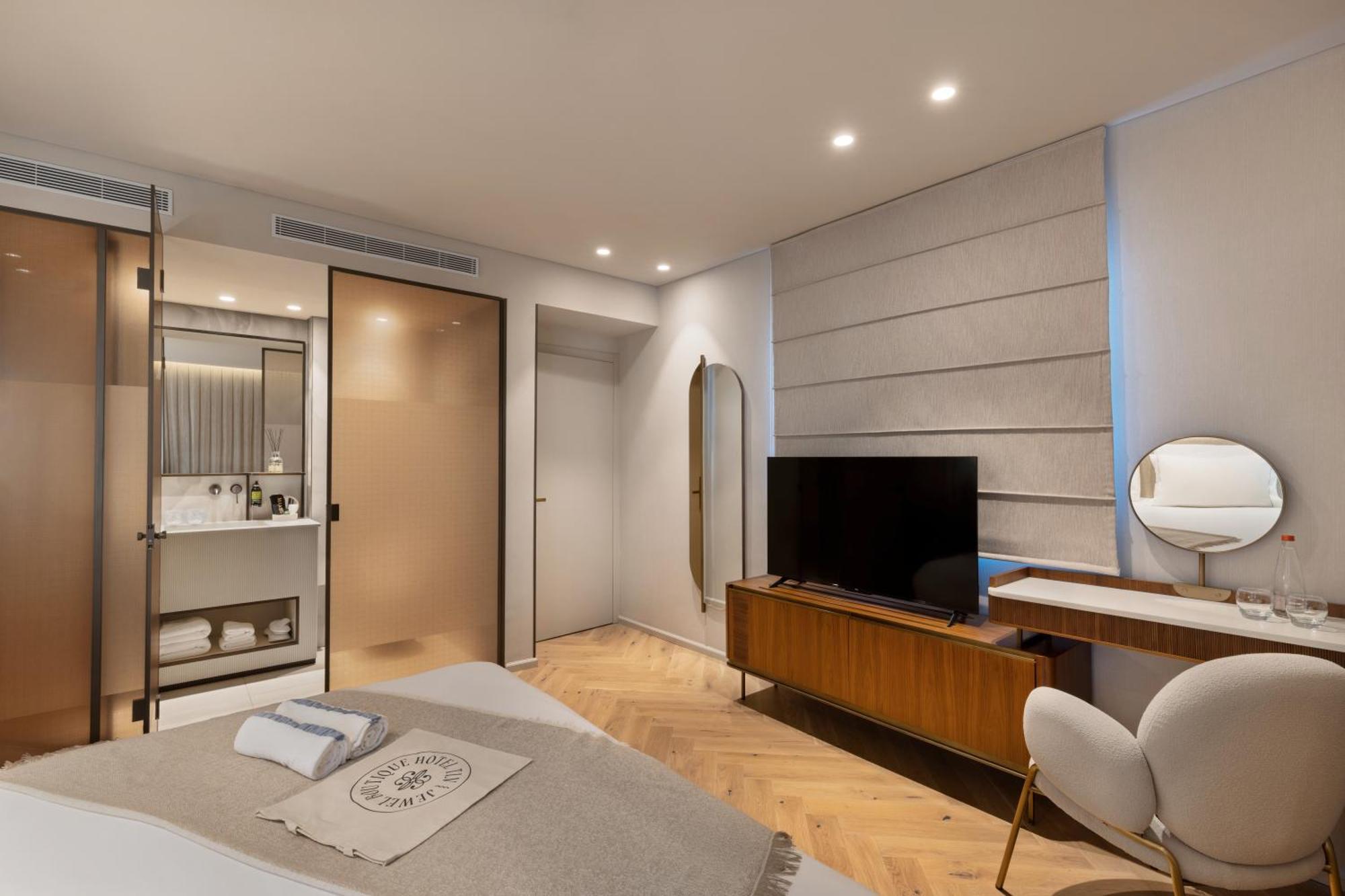 Jewel Tlv Hotel