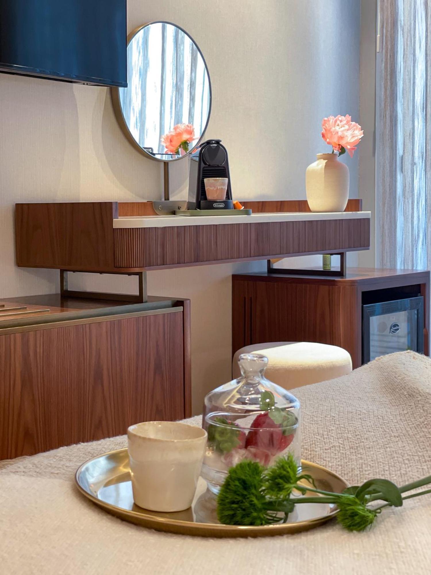 Jewel Tlv 4*
